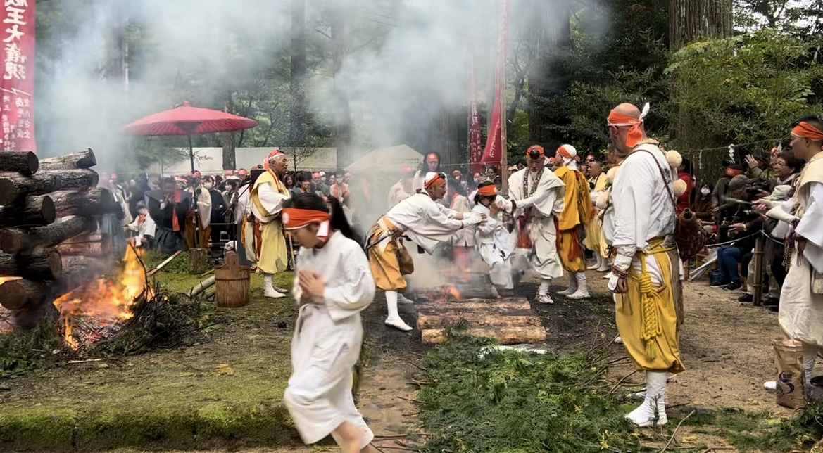 珍稽古！？　今度は炎の中へ・・・ TAKAOZAIMOKUのブログ 写真3