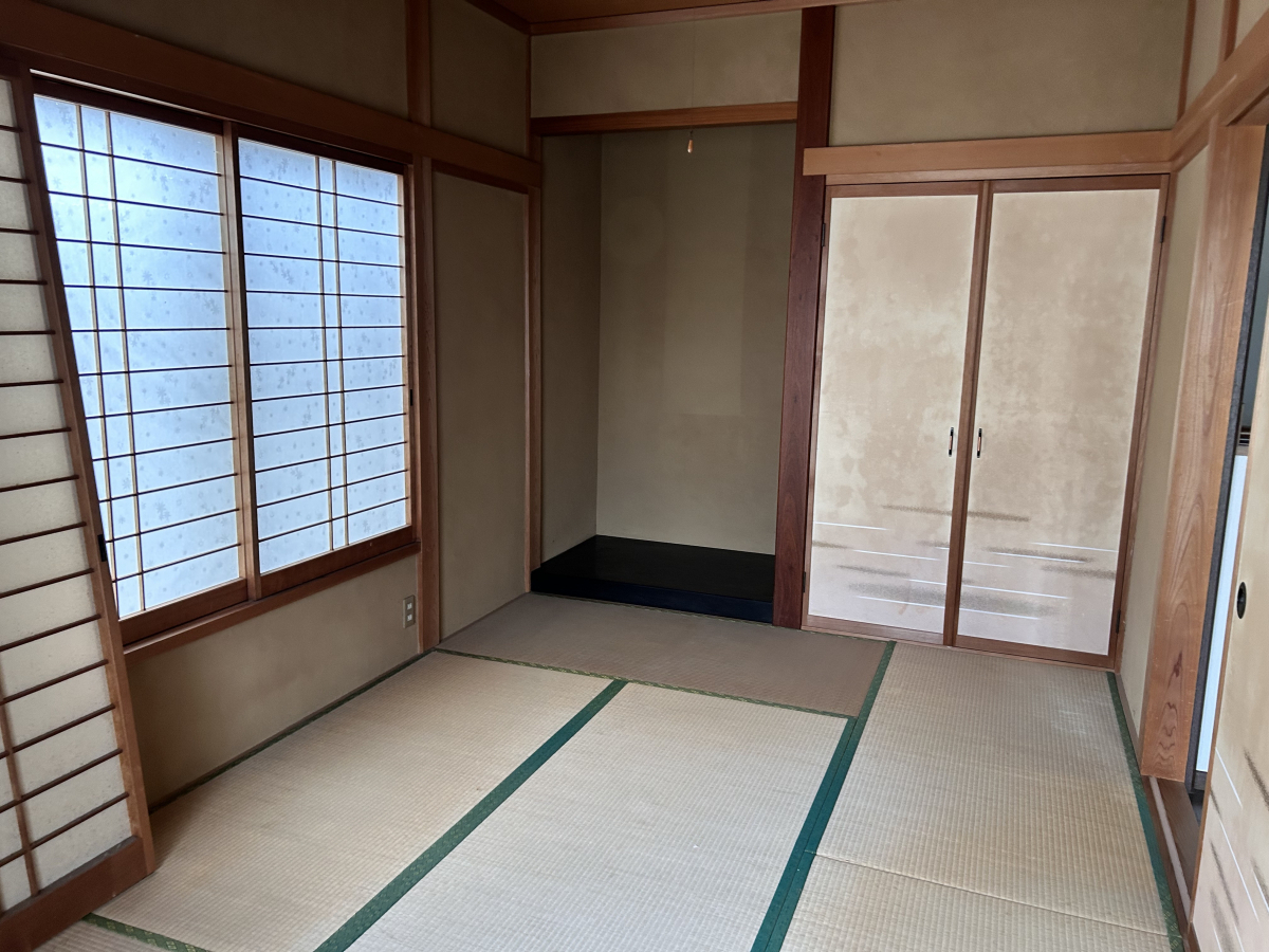 TAKAOZAIMOKUの【完成編】ご自宅に空手道場!の施工前の写真1