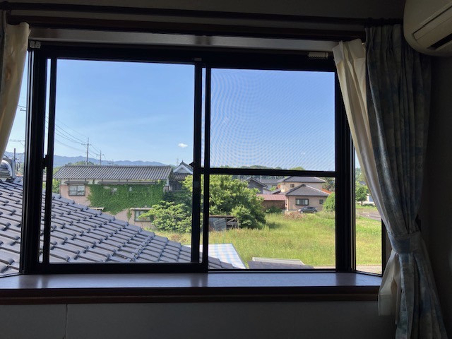 TAKAOZAIMOKUの内窓って静か🥰の施工前の写真1