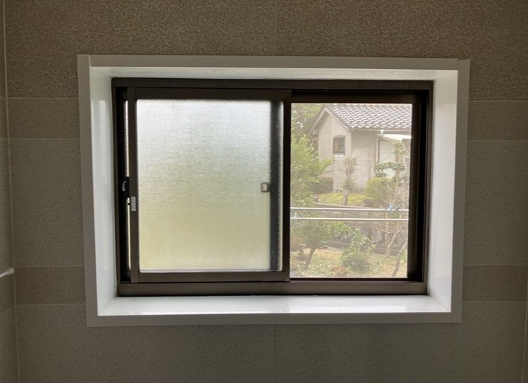 TAKAOZAIMOKUの冬の寒さ対策に！LIXILインプラスで暖かい住まいへの施工前の写真1