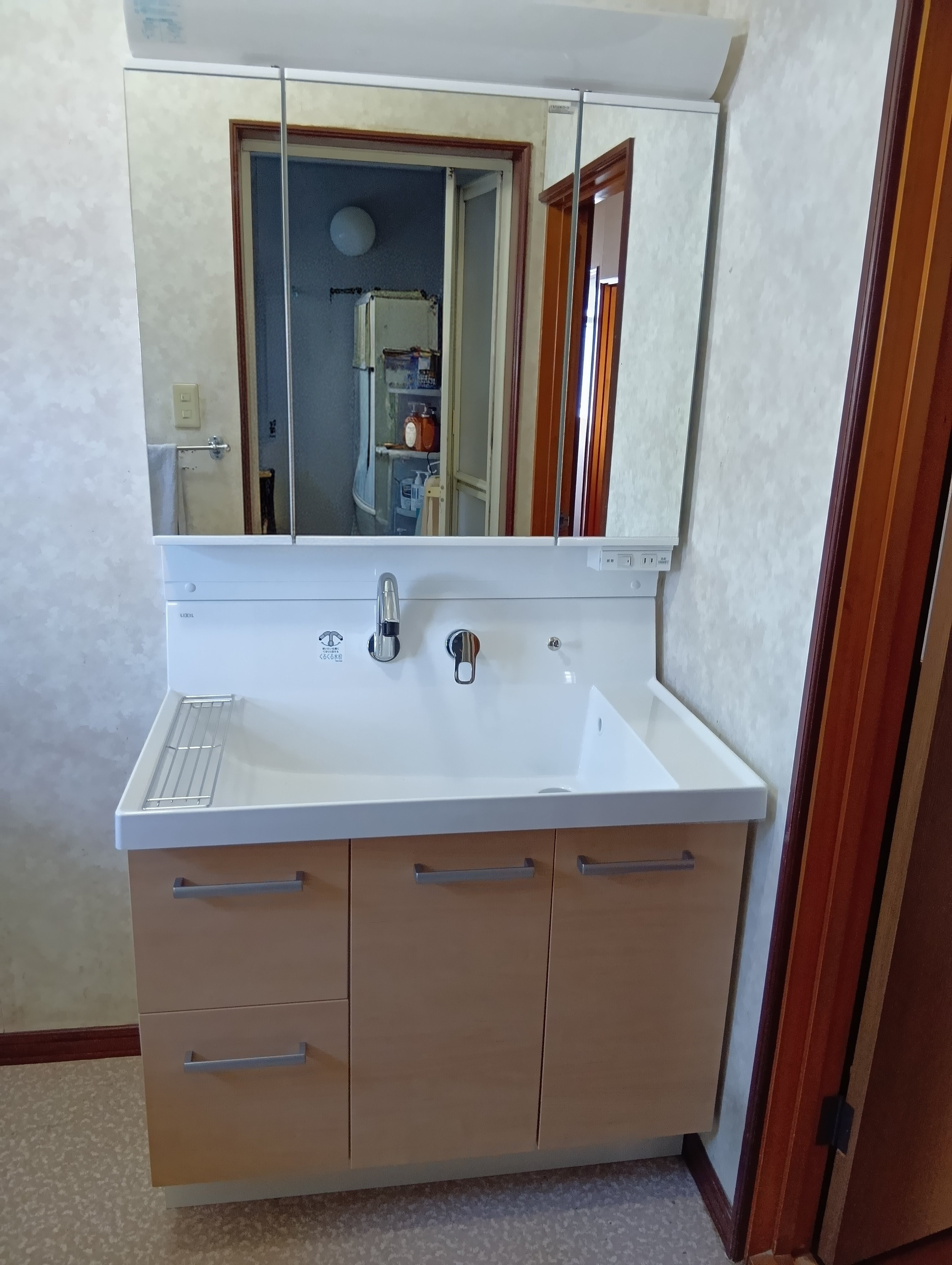 Riforma相模原店のU様邸　洗面化粧台交換工事の施工後の写真1
