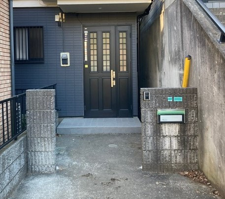 Riforma 浜松店の玄関ドア、門扉を一緒にリフォーム!の施工前の写真2