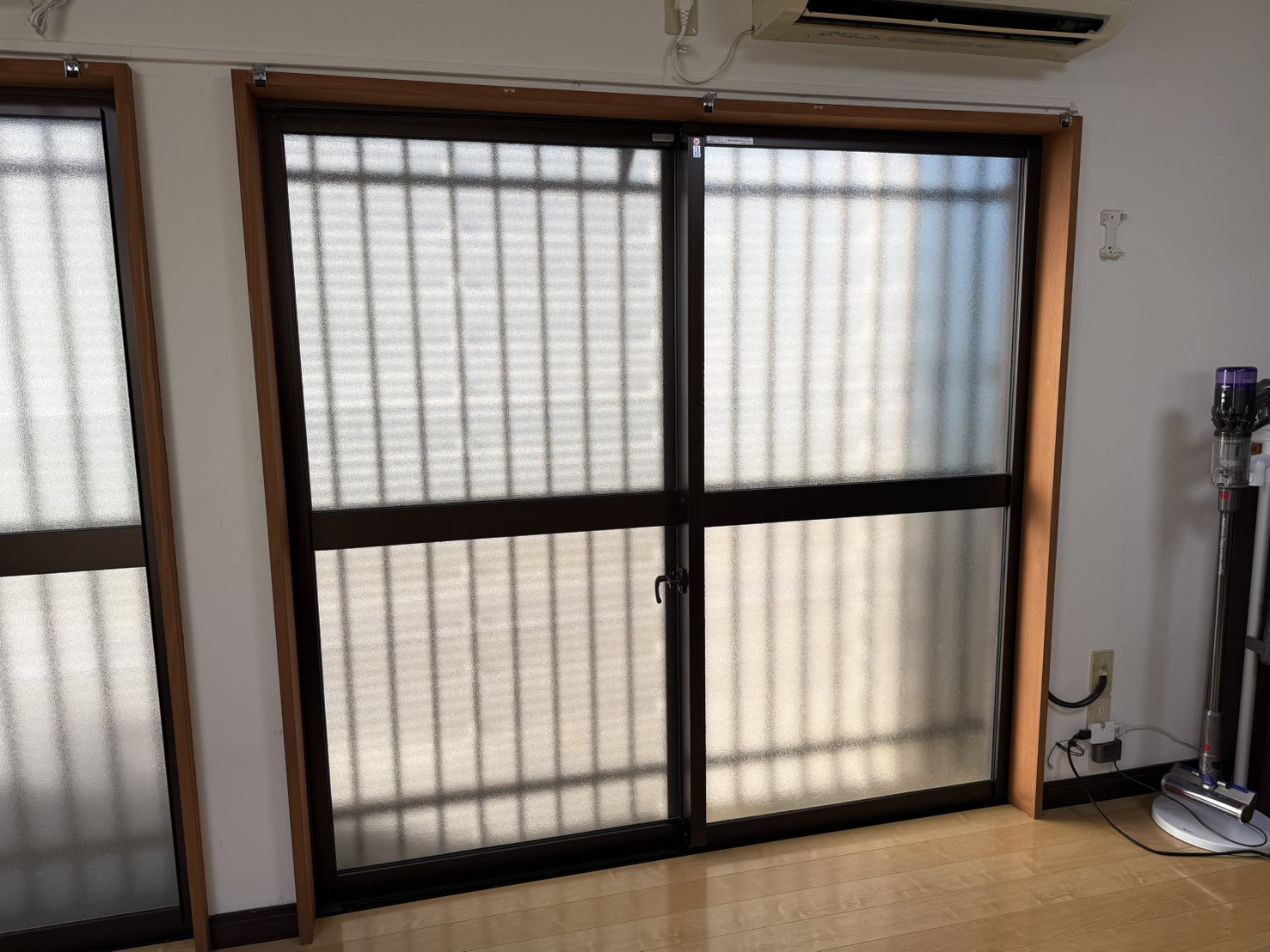 大野ガラス店の【西都市】窓のリフォームで快適なお部屋に♪の施工前の写真1