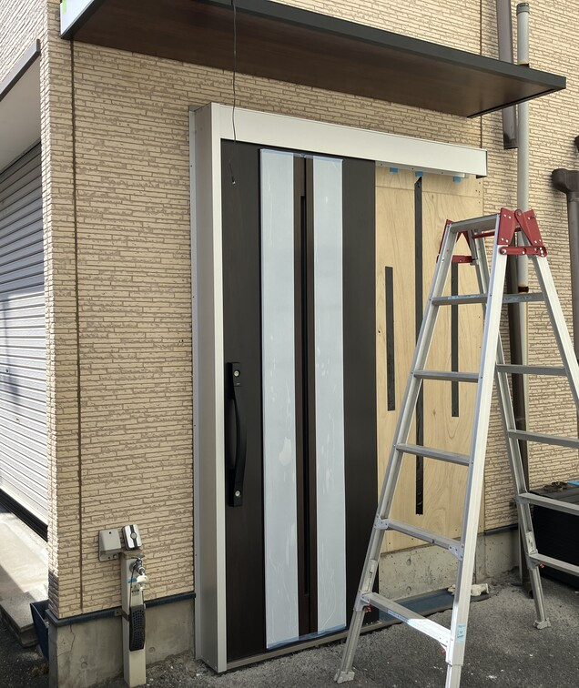 クリエイトの■ 住居専用の玄関がない悩みを特注工事で解決!の施工後の写真2