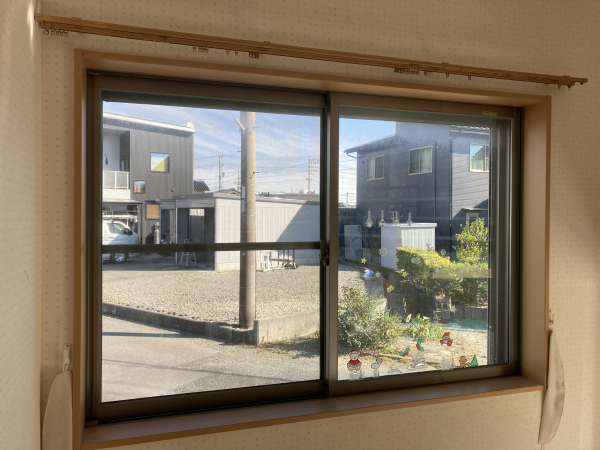 クリエイトの道路の騒音が気になる方必見！内窓で静かな暮らしを実現 ✨の施工前の写真1