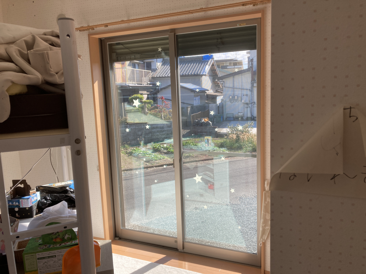 クリエイトの冬の結露対策に！内窓で快適＆静かな暮らしへの施工前の写真1