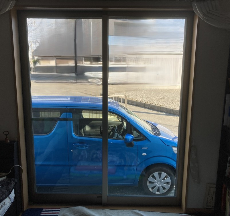 クリエイトの冬の防犯と快適を両立！内窓で安心・静かな暮らし✨の施工前の写真1