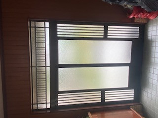 FGの玄関ドア交換!1日で完了のカバー工法事例の施工前の写真1