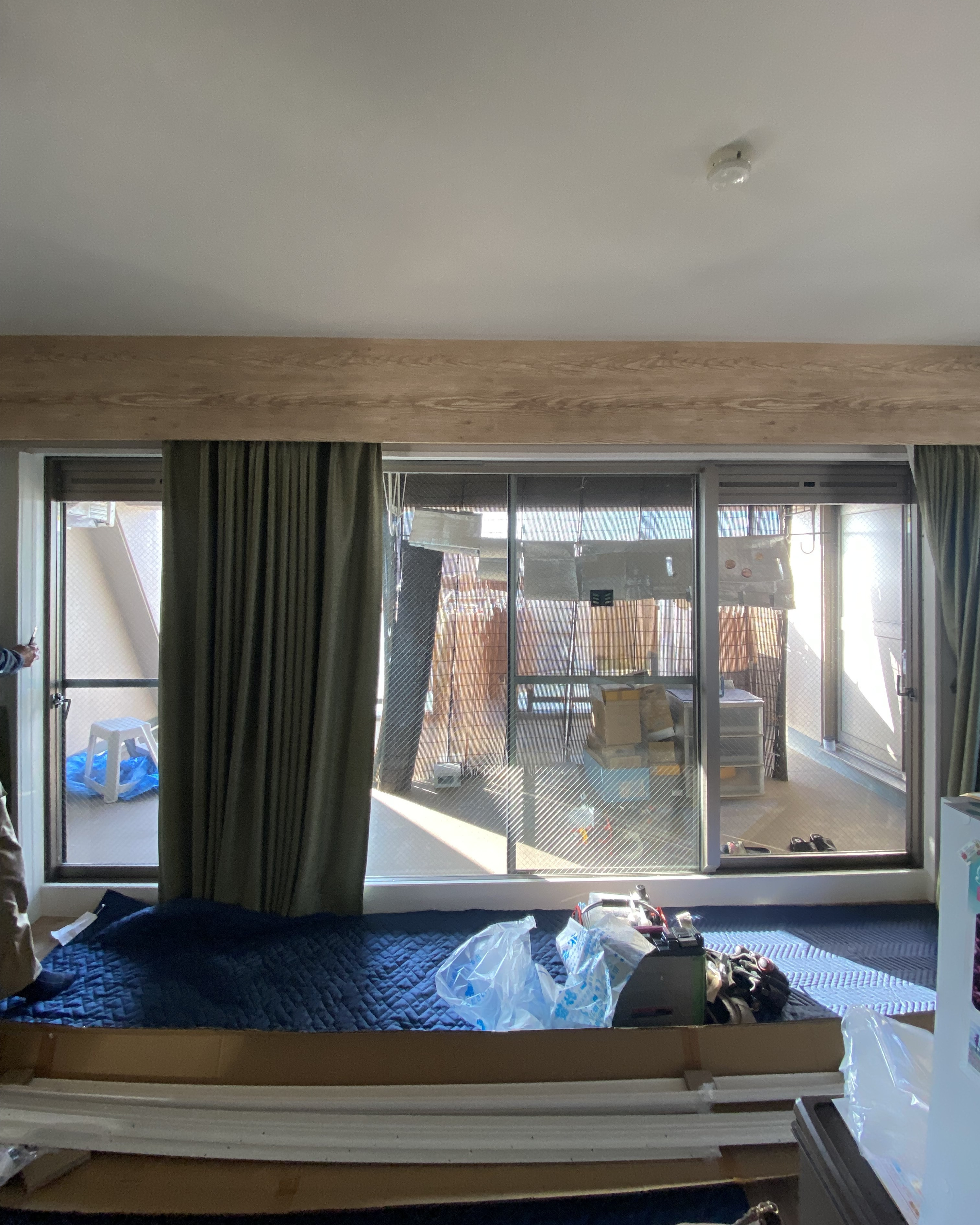 ＦＧのリビング特大窓が補助金対象に！2026年 第1号施工の施工前の写真1