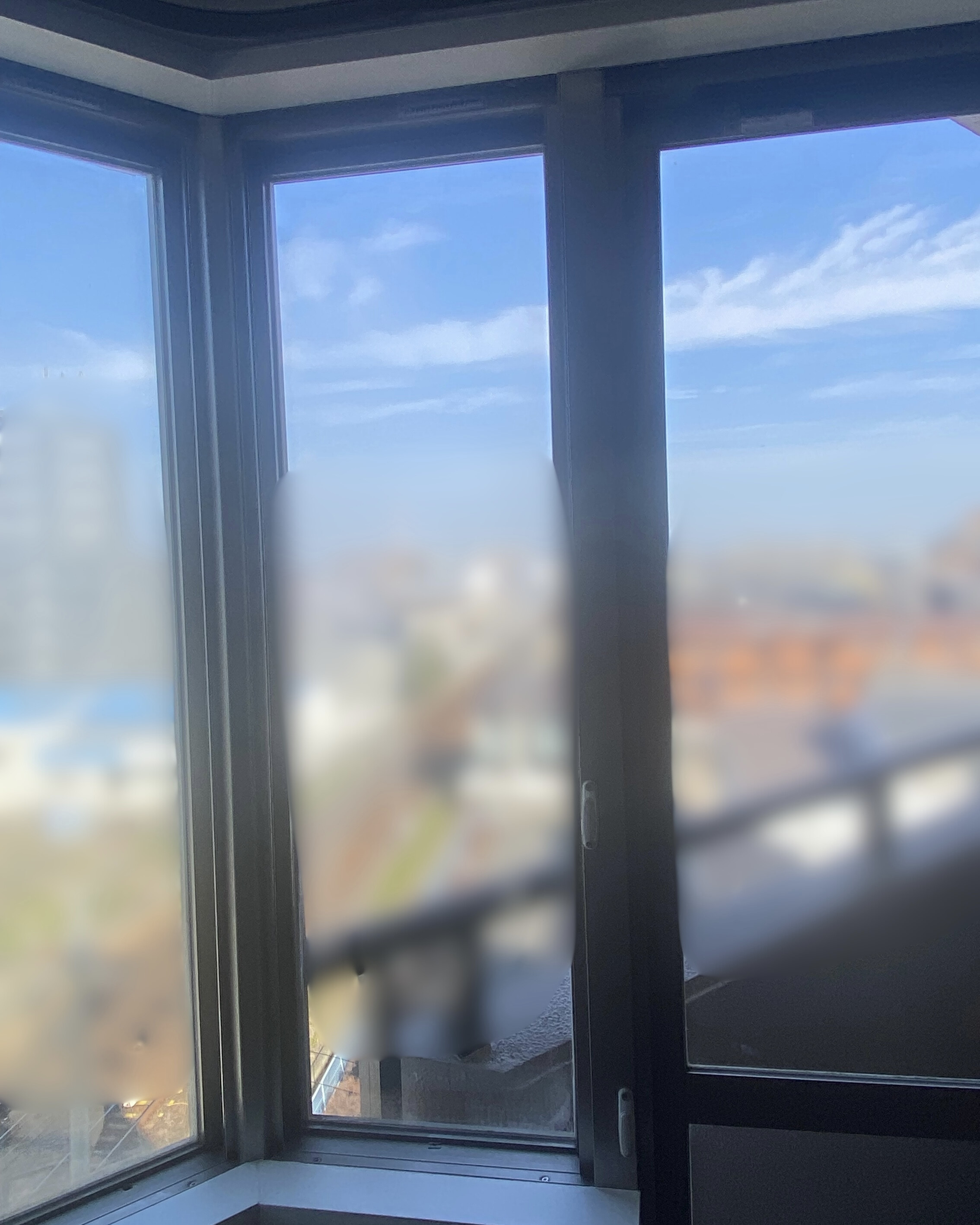 ＦＧの小さな窓も対応！快適内窓リノベの施工前の写真1