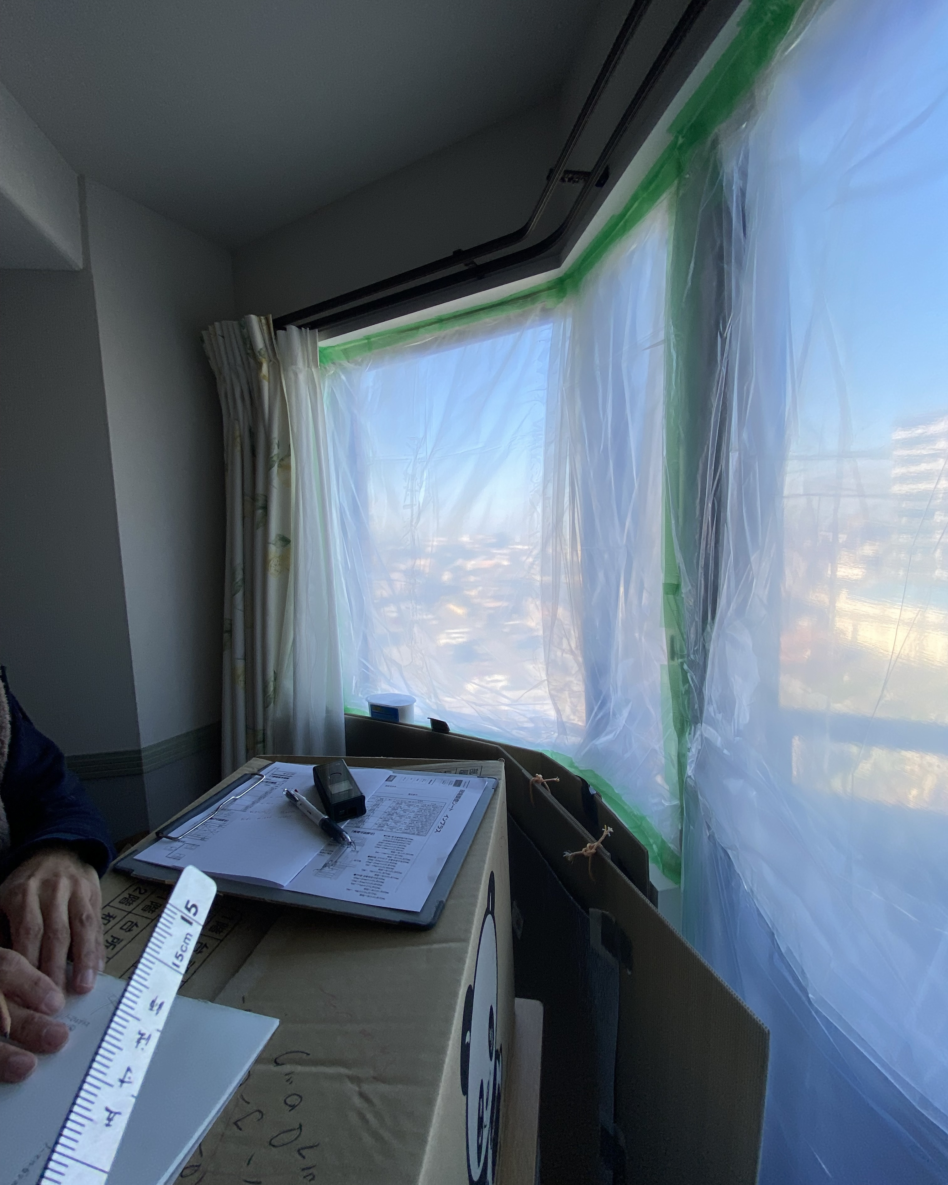 ＦＧの断熱・気密性アップ！FIX窓の2枚建引き違い内窓施工事例の施工前の写真2