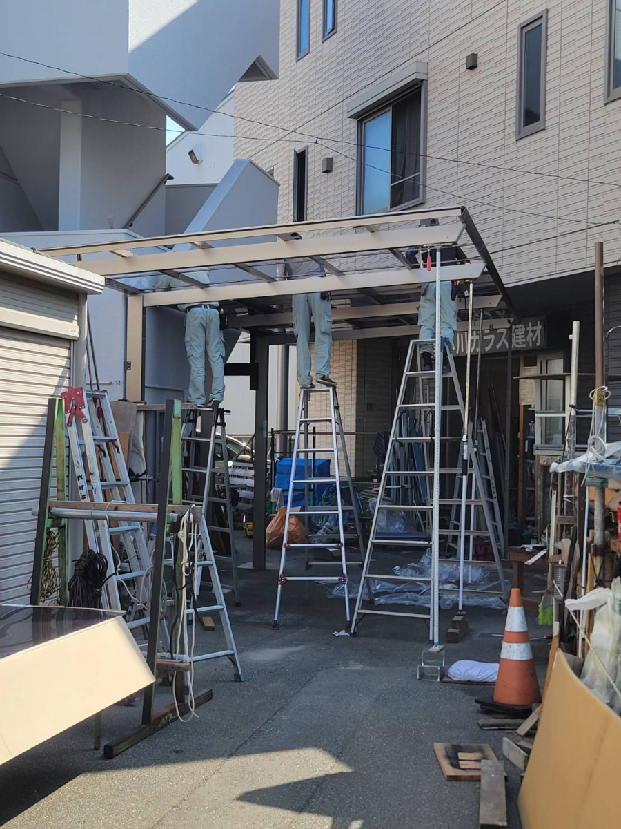 小川ガラス建材のカーポート新規施工の施工前の写真3