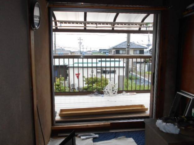 サッシセンターフジイ 名古屋西店の掃き出し窓取替／リプラス／愛知県あま市の施工前の写真2
