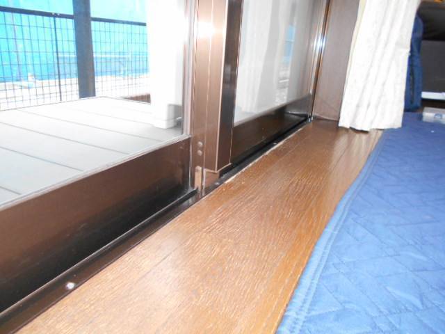 サッシセンターフジイ 名古屋西店の寒さと結露対策で内窓・インプラスを取付しましたの施工前の写真3