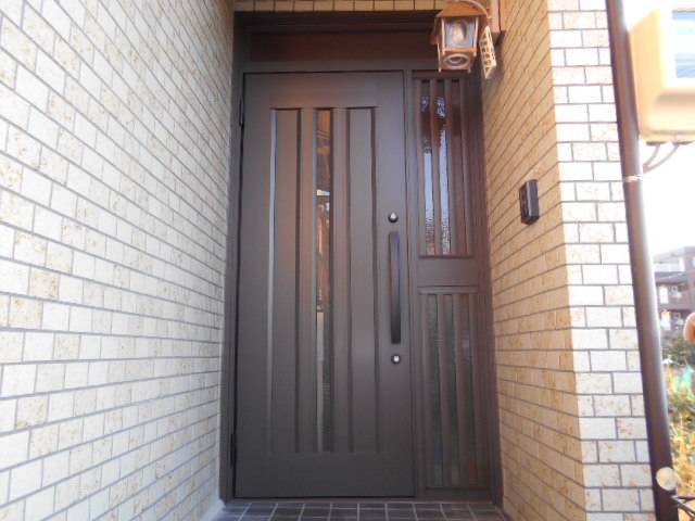 サッシセンターフジイ 名古屋西店の玄関ドアの取替の施工後の写真3