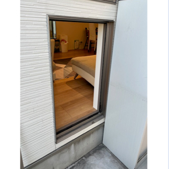 サッシセンターフジイ 名古屋西店の【FIX窓】のガラスの割れ替え！の施工前の写真2