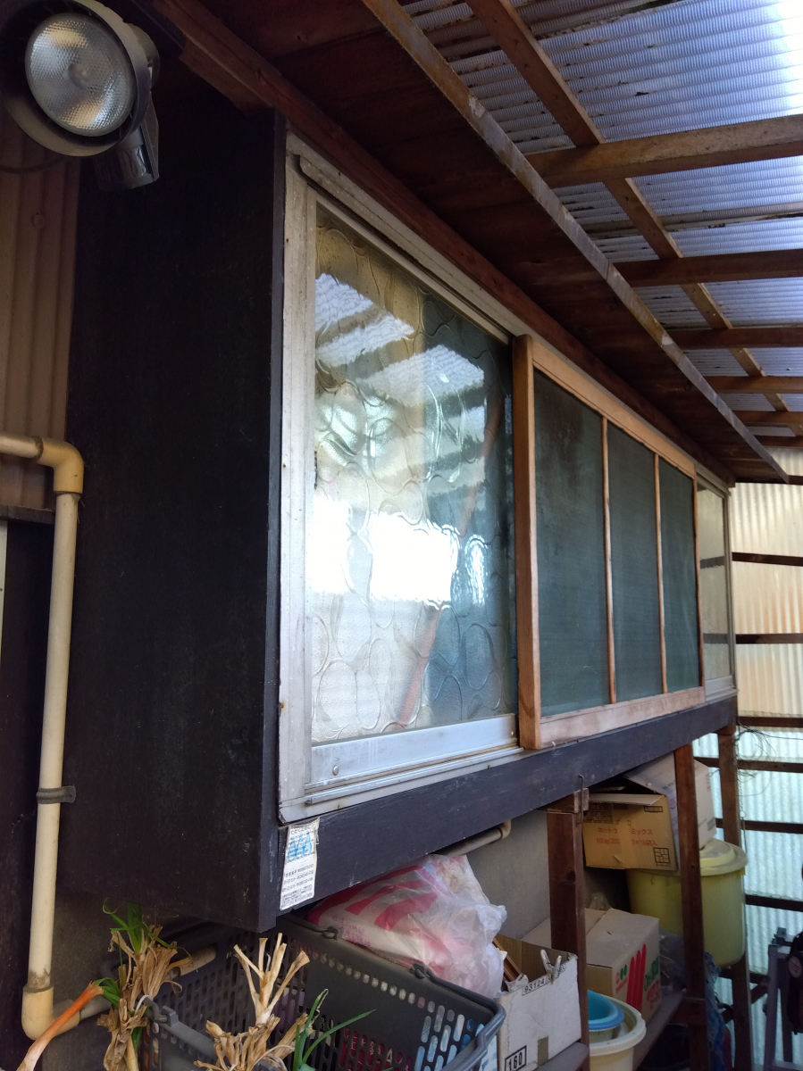 サッシセンターフジイ 名古屋西店の窓の防犯対策しました!の施工前の写真1