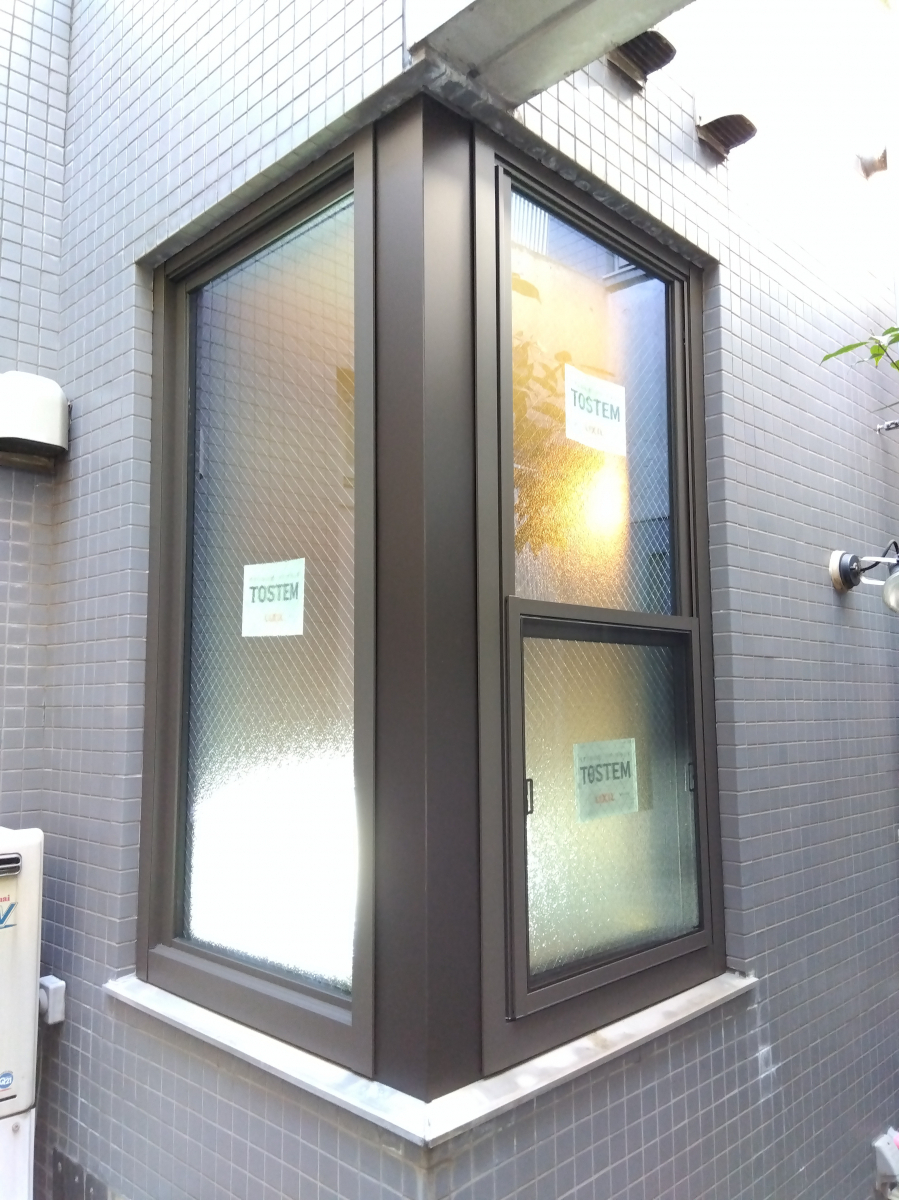 サッシセンターフジイ 名古屋西店の浴室の窓を取替しましたの施工後の写真2