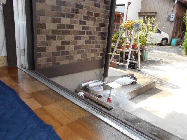 サッシセンターフジイ 名古屋西店の窓リフォーム　リプラス施工の施工前の写真3