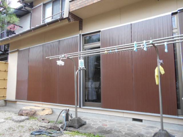 サッシセンターフジイ 名古屋西店の雨戸の取替のご依頼を頂きましたの施工前の写真1