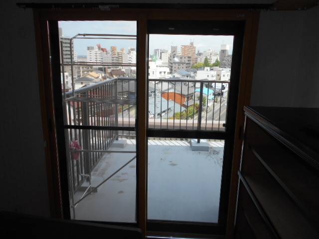 サッシセンターフジイ 名古屋西店の室内断熱対策工事／愛知県名古屋市の施工後の写真3