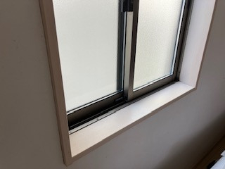 アジアビルドの【新宿区】内窓取付(インプラス)の施工前の写真2