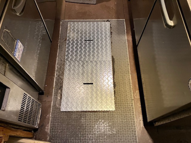 アジアビルドの【飲食店】グリストラップ蓋交換の施工後の写真1