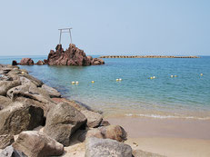 代表ブログ|はわい海水浴場の鳥居| 鳥飼トーヨー住器のブログ 写真2