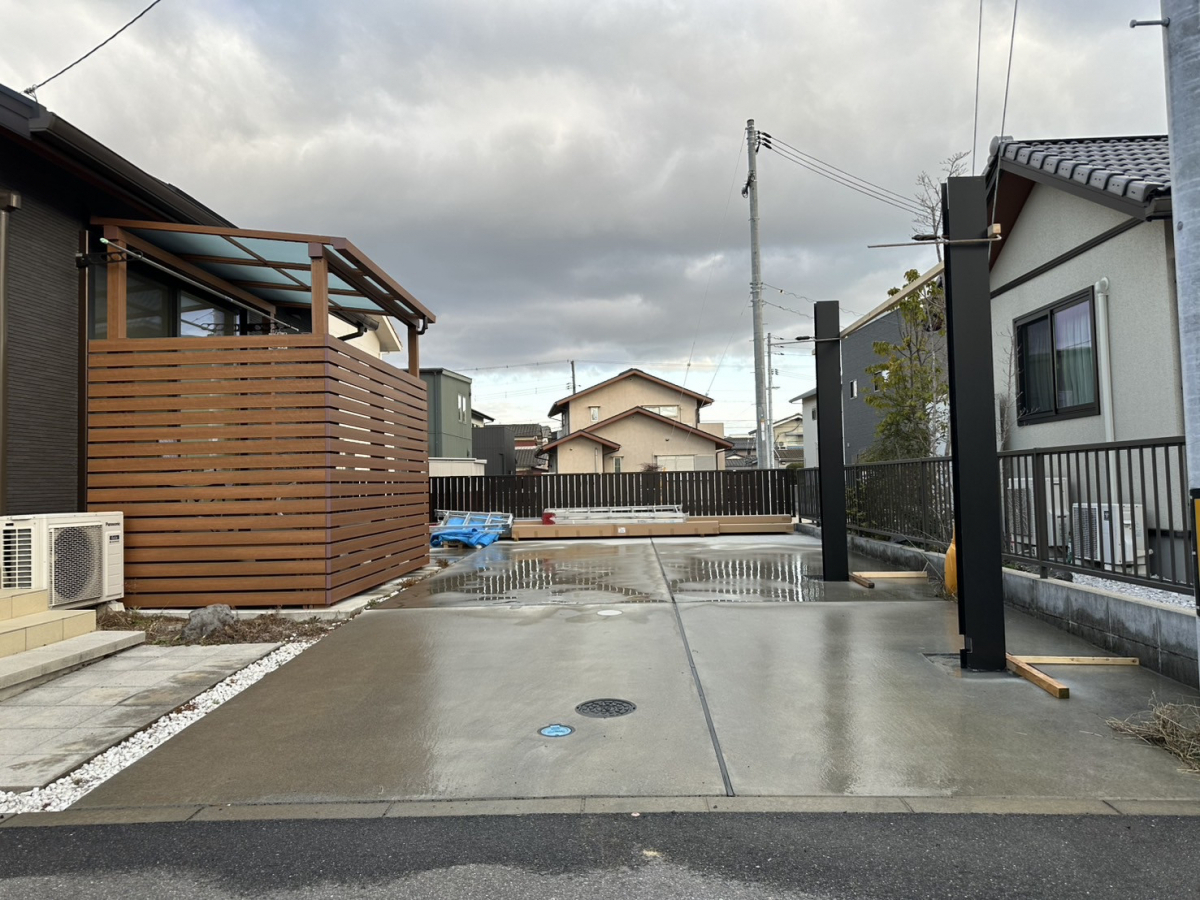 フジタトーヨー住器のカーポート工事のご相談をいただきました。の施工前の写真2