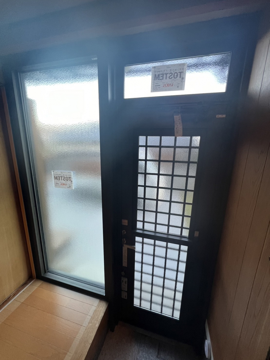 フジタトーヨー住器の勝手口を快適に使えるようにしたいとご相談をいただきました。の施工後の写真2