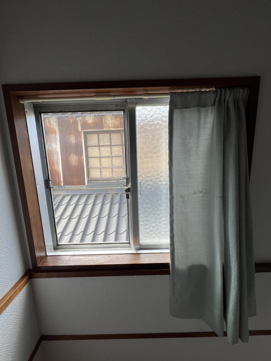 フジタトーヨー住器の補助金を使って断熱工事をしたいとご相談をいただきました。の施工前の写真1