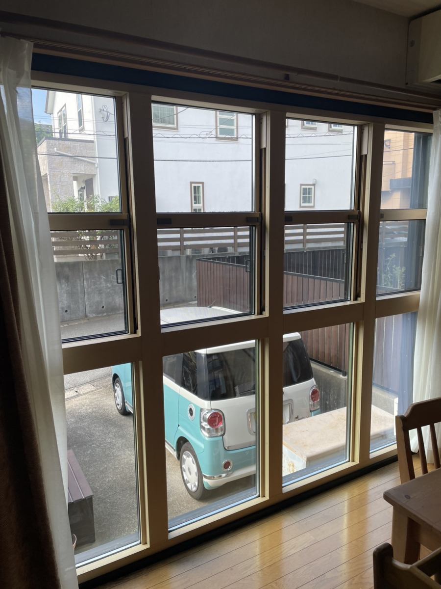 桐生住器のcafe風窓に変身の施工後の写真2