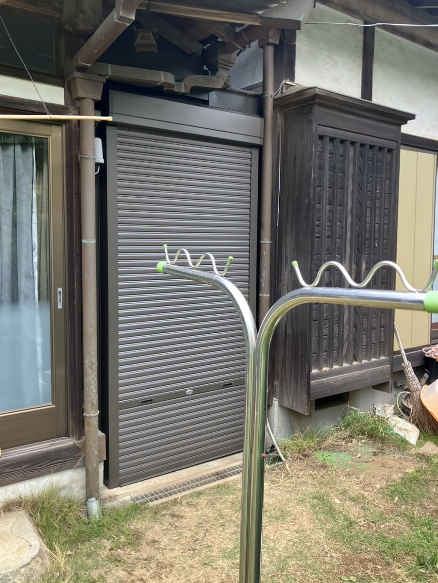 桐生住器のシャッターで収納の施工後の写真1