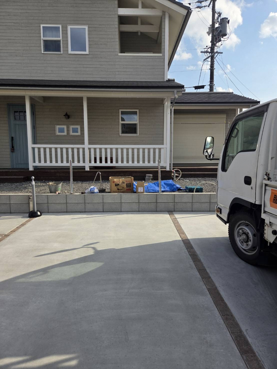 服部硝子店の【桑名市】で外構リフォーム～アメリカンフェンス設置工事  ～の施工前の写真1