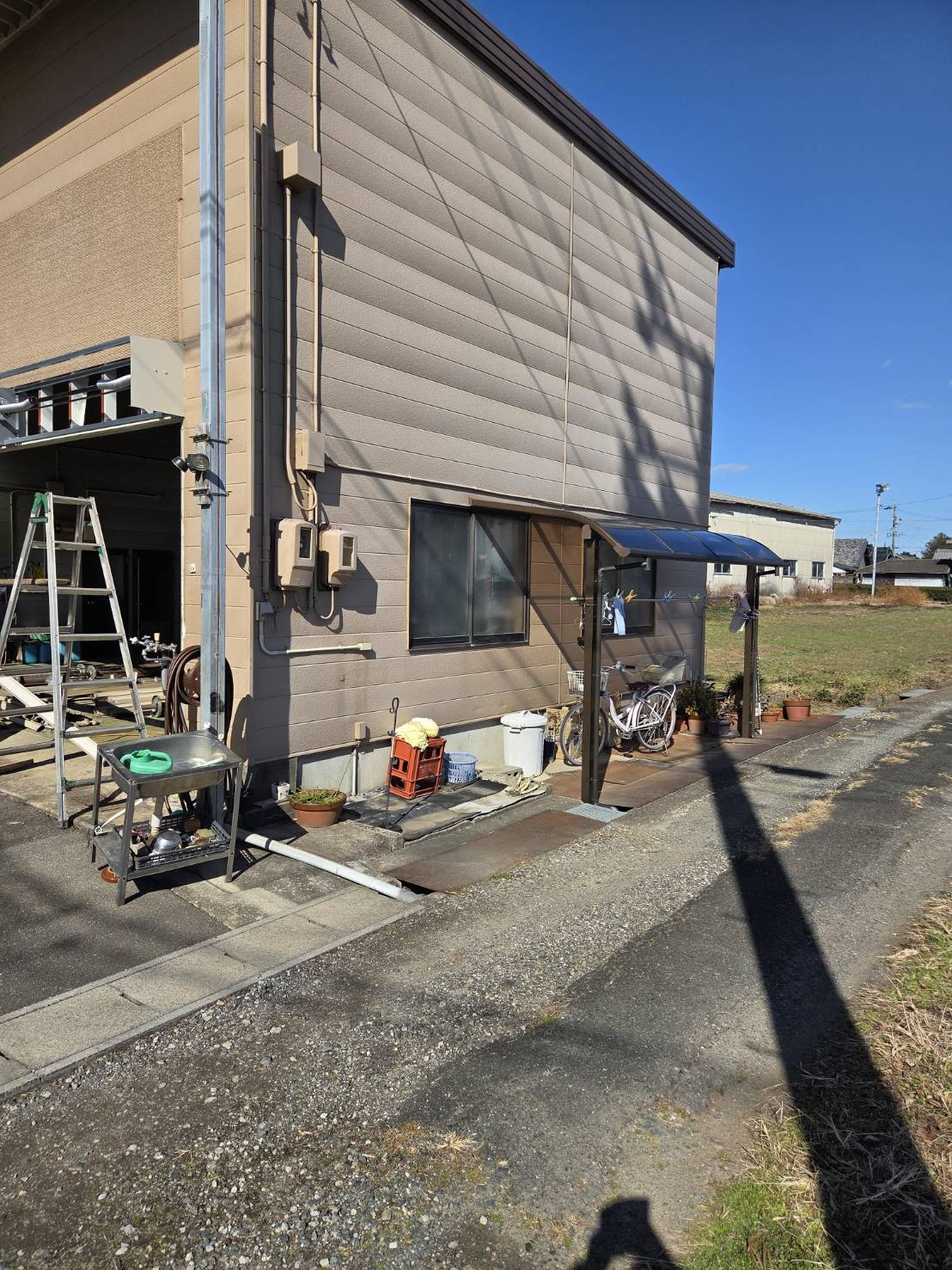 服部硝子店の【四日市】軽量シャッター交換～防犯性も向上～の施工後の写真2