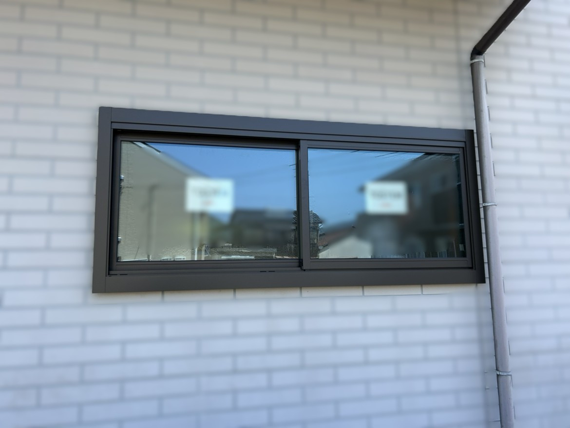 維新硝子のワンちゃんの鳴き声対策にの施工後の写真1