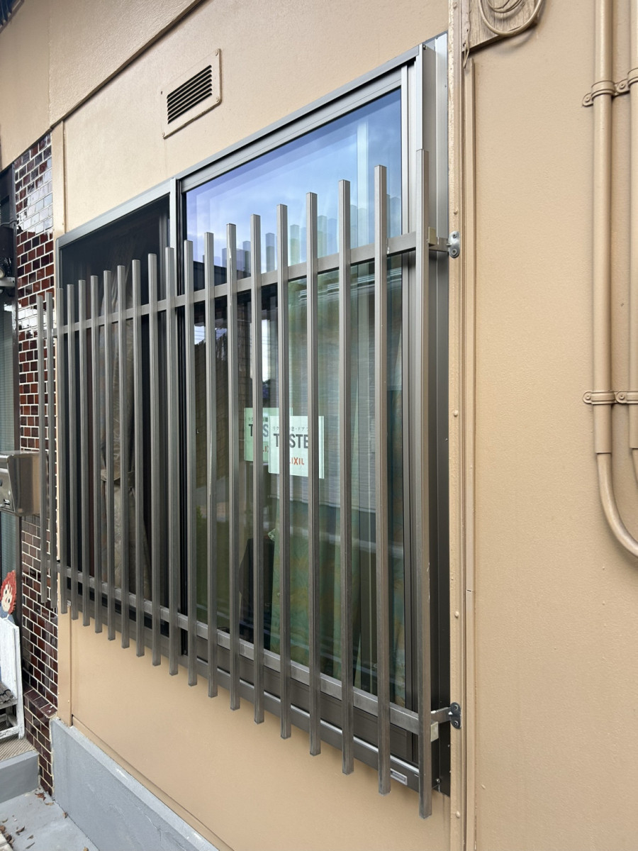 維新硝子の内付けの窓を新しく！の施工前の写真2