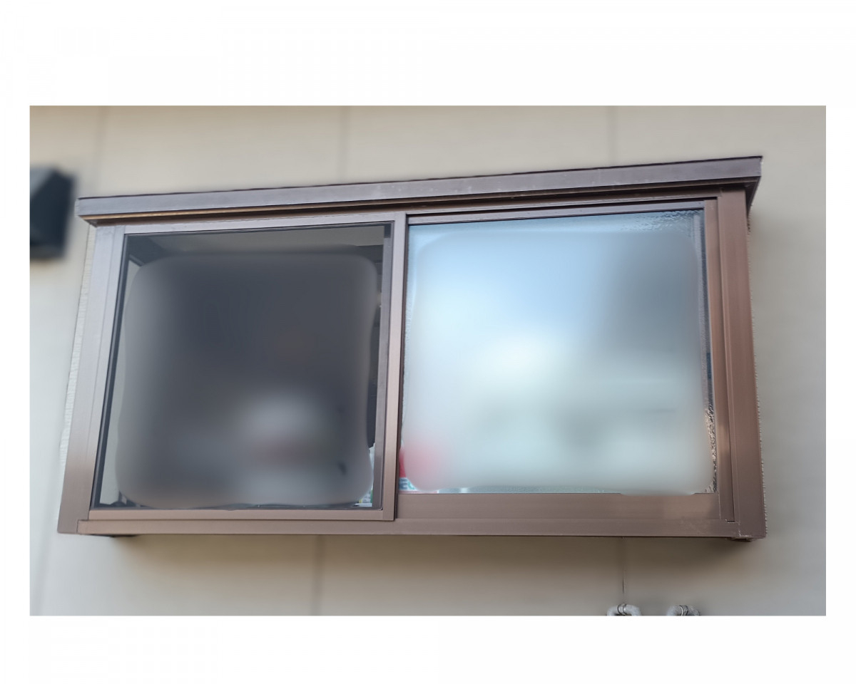 維新硝子の既存窓に面格子取付　『目に見える防犯』の施工前の写真1