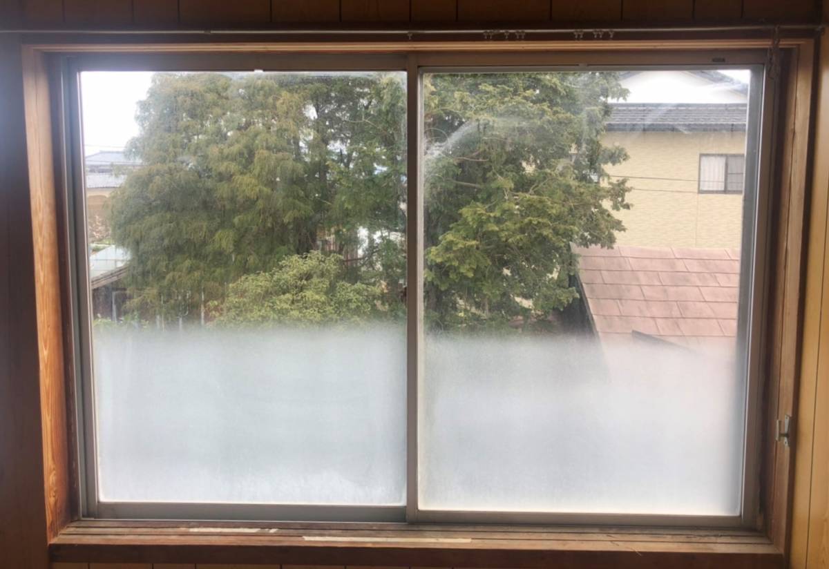 BiSOUのインプラス（内窓）の施工例の施工前の写真1