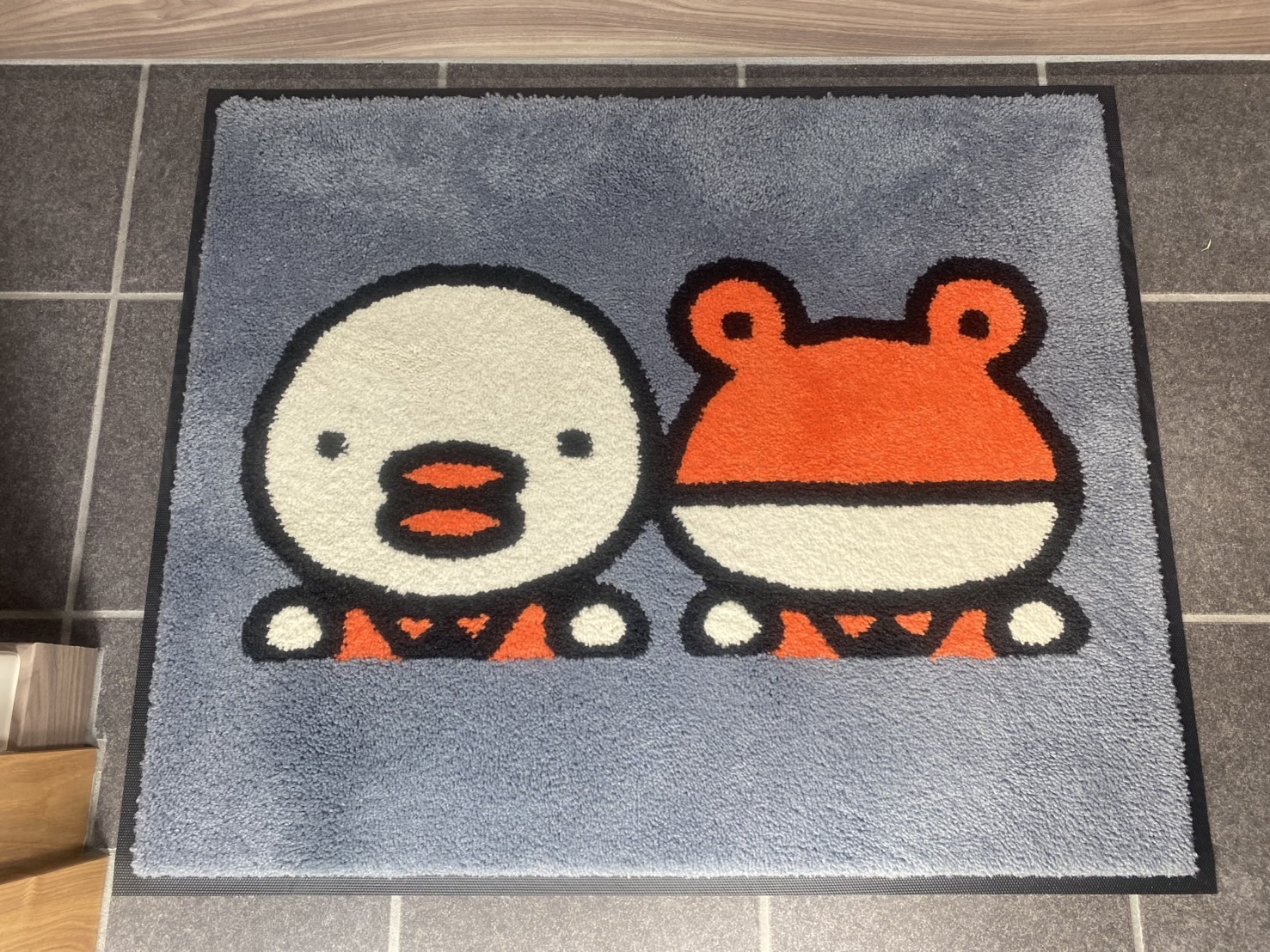 かわいいマットでお出迎え マド・デ・リフォームのブログ 写真2