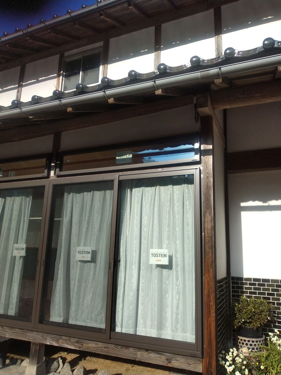 きゅうだいの鳥取市内のお宅で縁側の窓交換の施工後の写真1