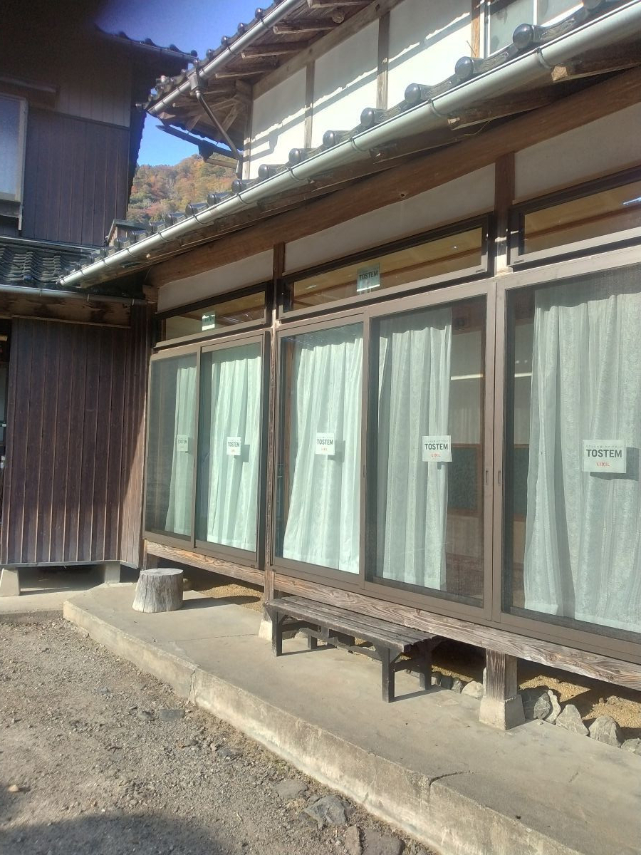 きゅうだいの鳥取市内のお宅で縁側の窓交換の施工後の写真2