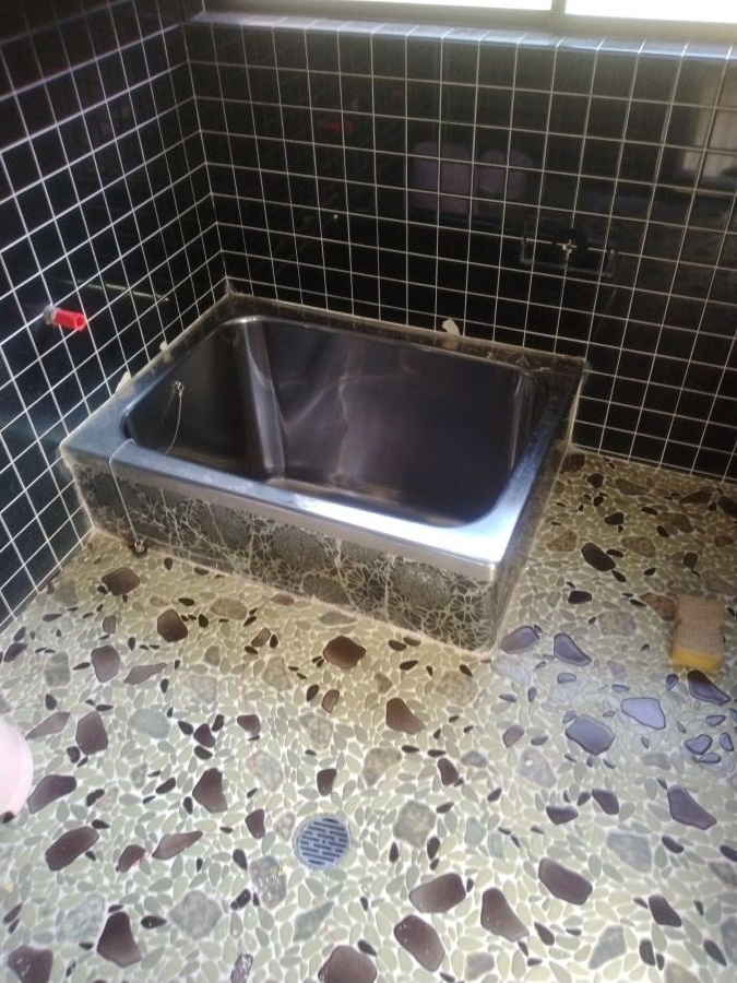 きゅうだいの鳥取市でお風呂と窓のリフォームの施工前の写真1