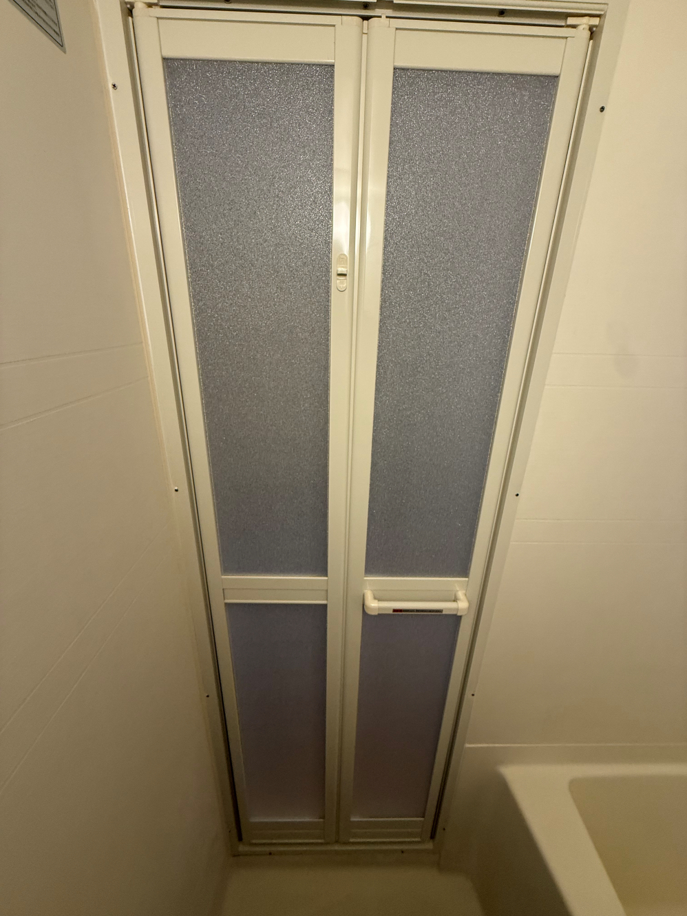 イワサキのユニット交換しなくても扉だけ交換可能なんです！の施工後の写真1