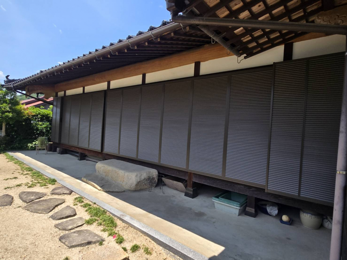 野田アルミ建材の[安芸高田市]先進的窓リノベ２０２５補助金を活用して断熱雨戸付窓改修の施工後の写真3