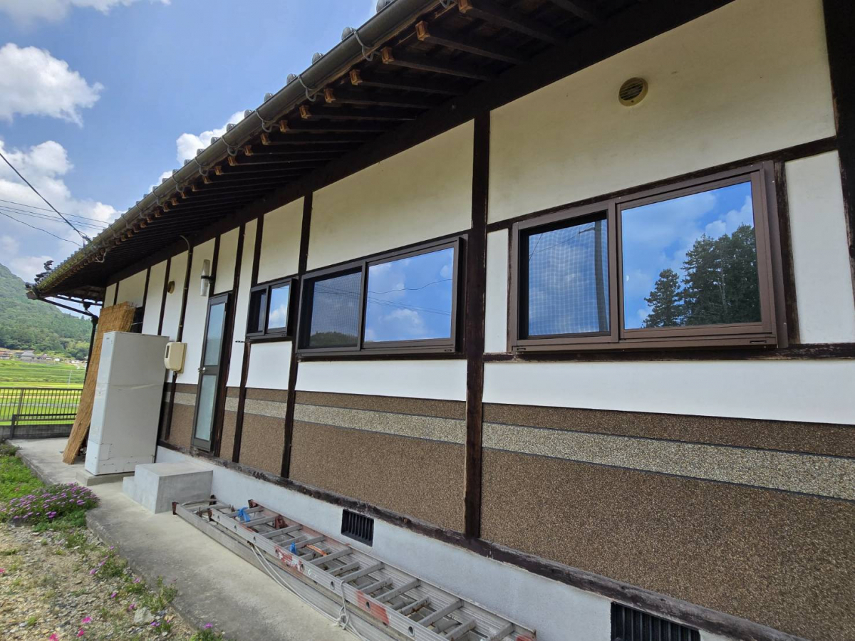 野田アルミ建材の[世羅町]先進的窓リノベ２０２５補助金を活用して断熱窓改修の施工後の写真3