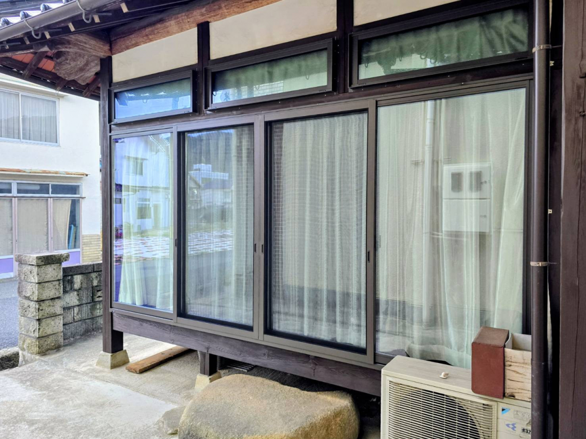 野田アルミ建材の[安芸高田市]先進的窓リノベ２０２５補助金を活用して、結露お悩み解消窓断熱工事の施工後の写真2