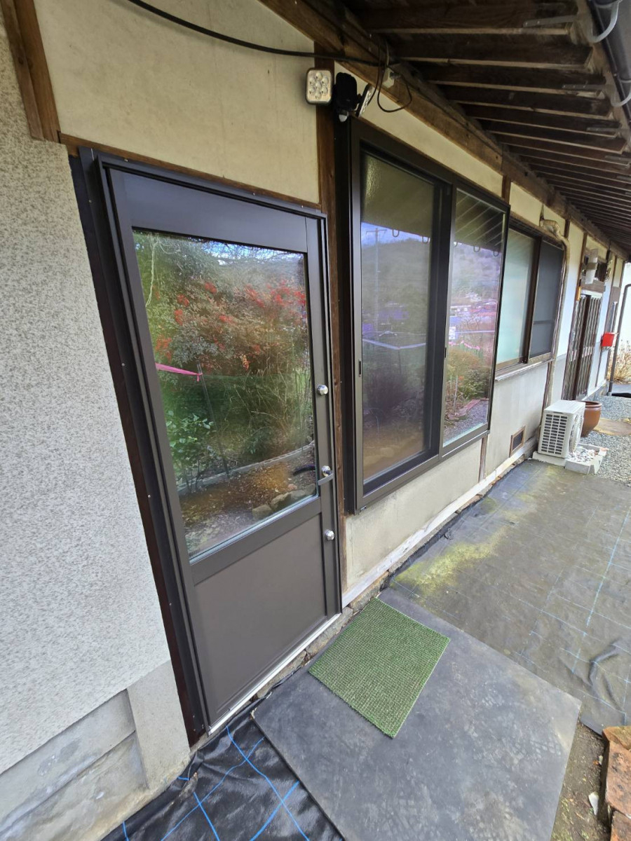 野田アルミ建材の窓と勝手口の断熱リフォームで結露を大幅改善！の施工後の写真2