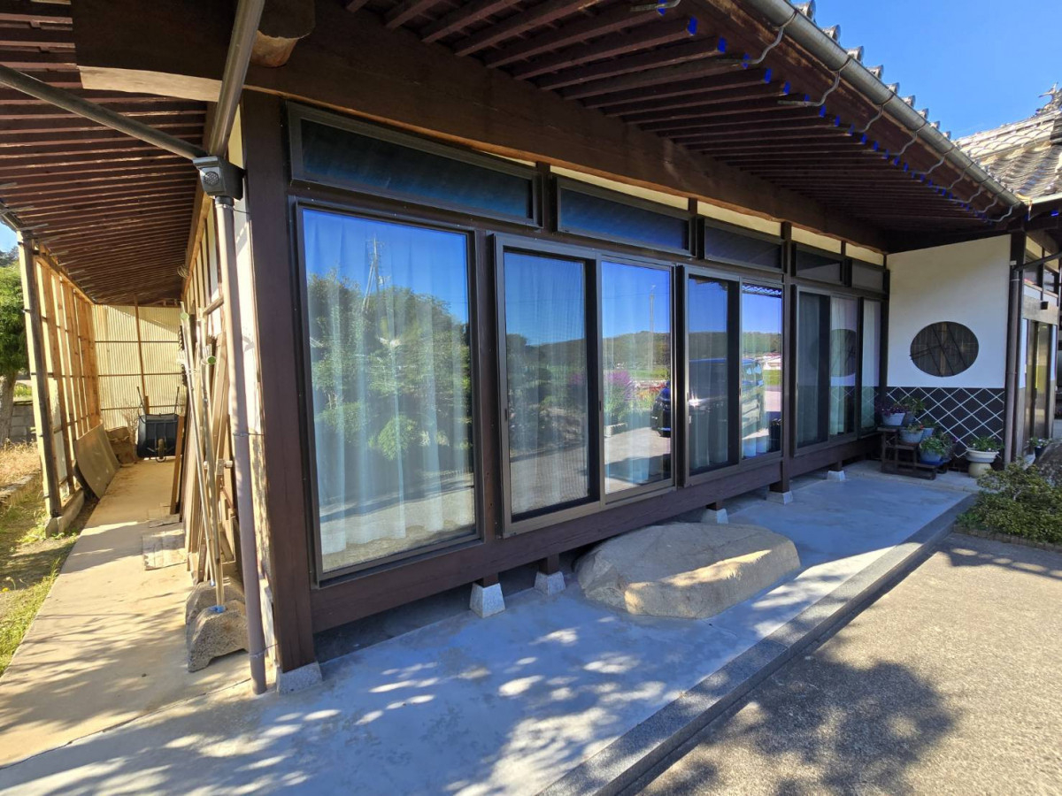 野田アルミ建材の[安芸高田市]先進的窓リノベ補助金を活用して、外窓断熱工事の施工後の写真3