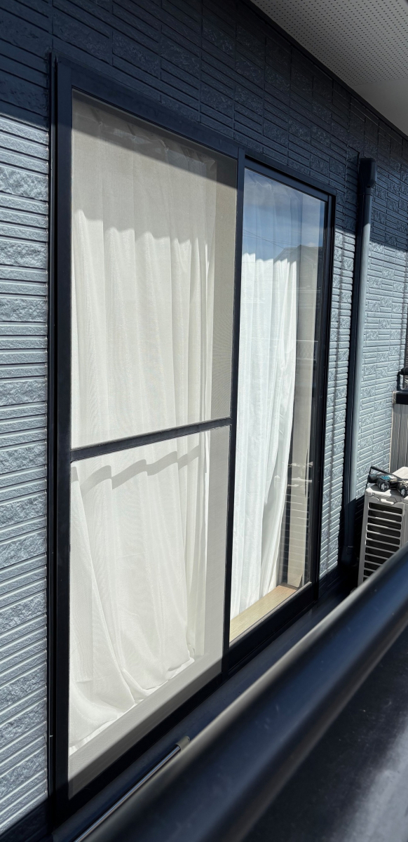 窓快工房 共栄のリフォームシャッター施工の施工前の写真1